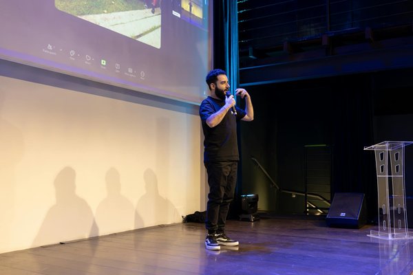 Supercharge Your Smartphone for Augmented Reality Gaming: Top Strategies for Peak Performance